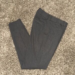 LIMITED Grey skinny dress pants.